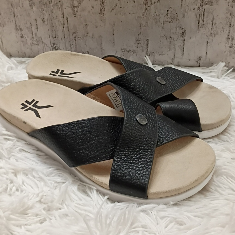 KURU Breeze Black/Cream Slide Slip On Sandals SZ 8W Orthopedic Plantar Fascitis